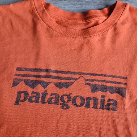 (XL) Men's Patagonia short sleeve top! - Picture 2 of 4